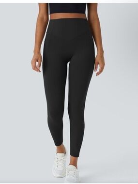 Halara Ultra Sculpt Tummy Control Butt Scrunch 7/8 leggings size Large New